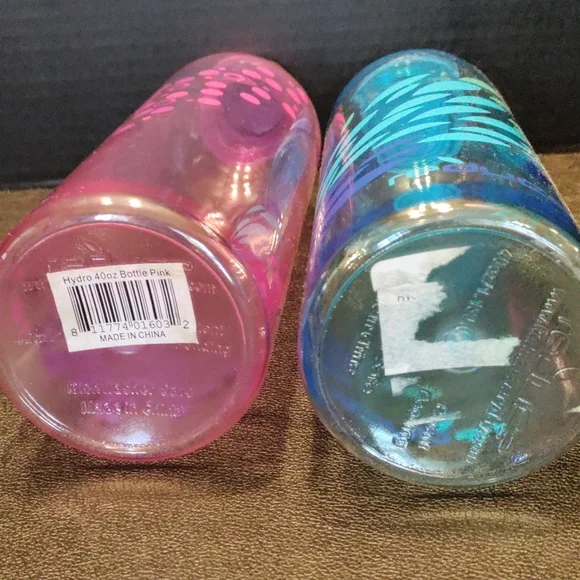 Reduce brand water bottles - Picture 6 of 12